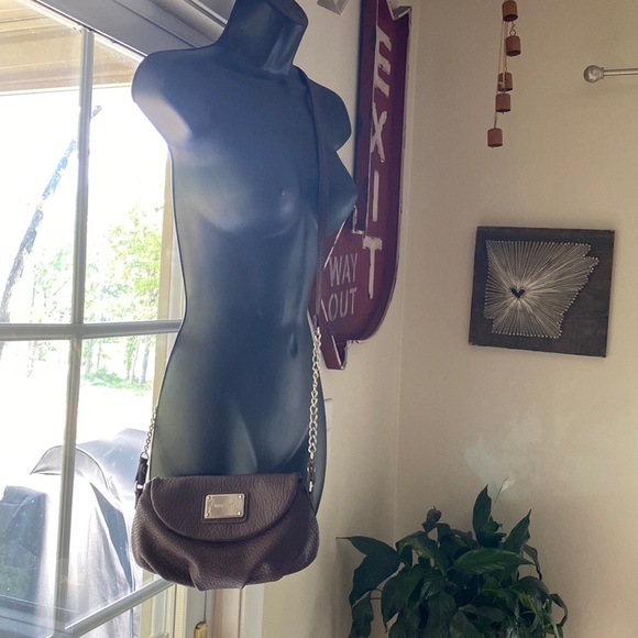 Nine West Crossbody VGUC - Picture 1 of 8